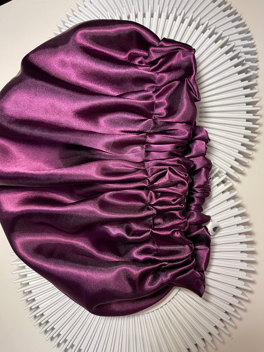 Bonnet en satin réversible violet Asantewaa