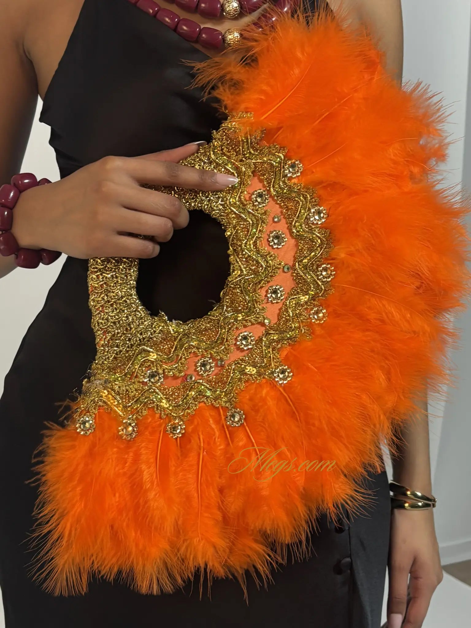 Eventails à plumes moyen - manche doré MEGS