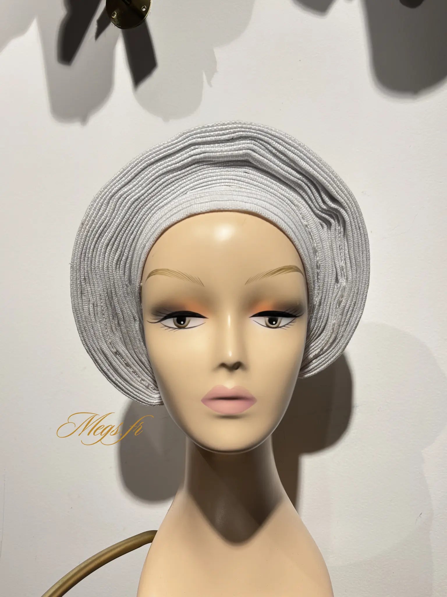 Autogele petit en Aso Oke - rond blanc MEGS